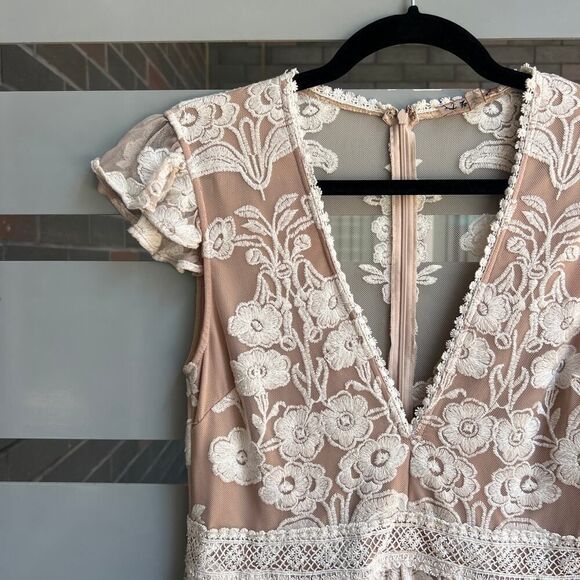 For Love & Lemons 'Salud' Nude Embroidered Mesh Mini Dress Size L - Picture 4 of 8
